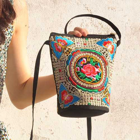 Women Embroidered National Style Crossbody Bag