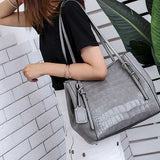 Women Crocodile Pattern Oil Wax Handbag Bucket Bag